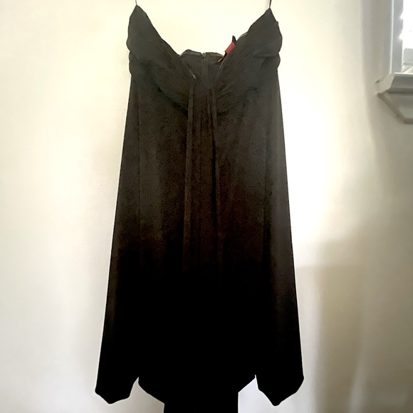 Black strapless flowing dress. Size S - Picture 1 of 6